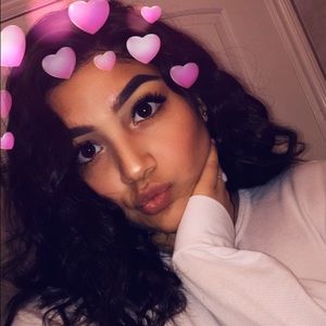 Meet your Posher, Angela