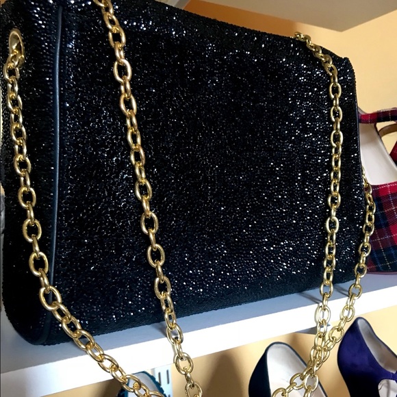 SOLD Authentic Vintage Chanel Single Flap Bag - Picture 3 of 8