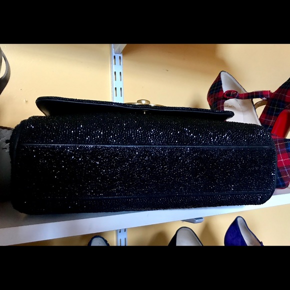 SOLD Authentic Vintage Chanel Single Flap Bag - Picture 5 of 8