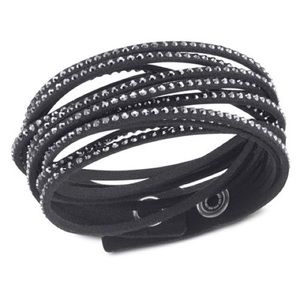 Swarovski wrap bracelet (black)