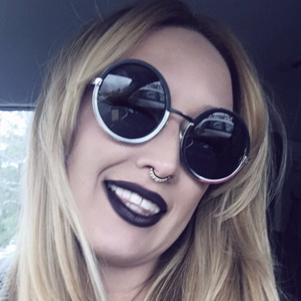 Meet your Posher, Alison