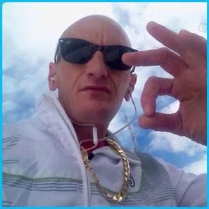 Meet your Posher, Damian