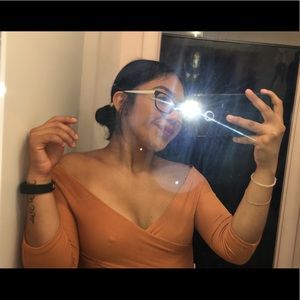 Meet your Posher, Daniela