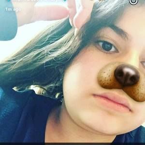 Meet your Posher, Lara