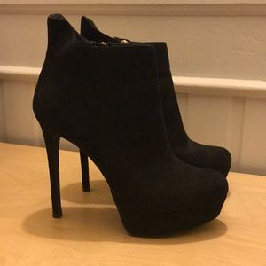 Jessica Simpson Heeled Platform Ankle Booties