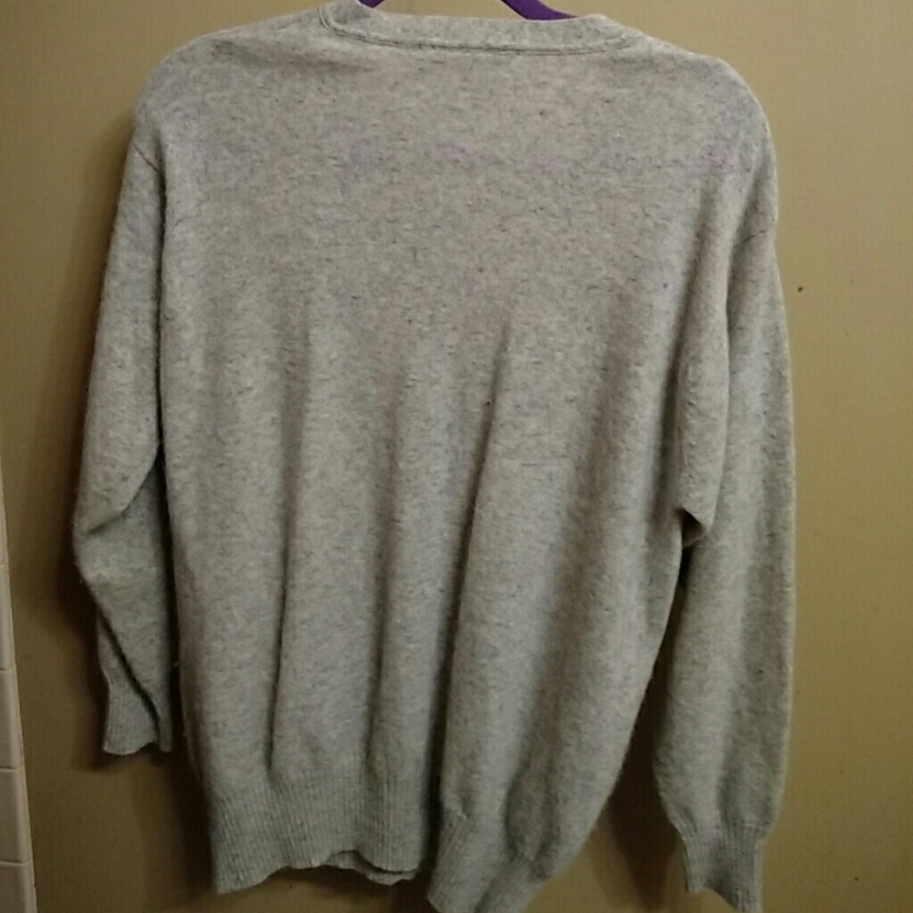 Sweater - Picture 4 of 4