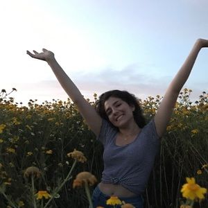 Meet your Posher, Jillian