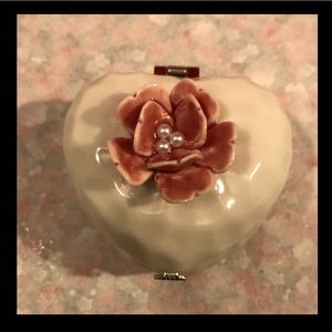 Heart Ceramic Jewelry Box w/ 🌸 Flower
