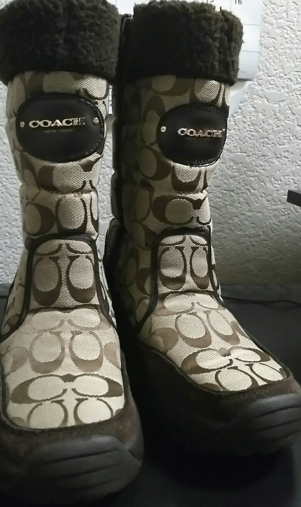 Coach winter boots