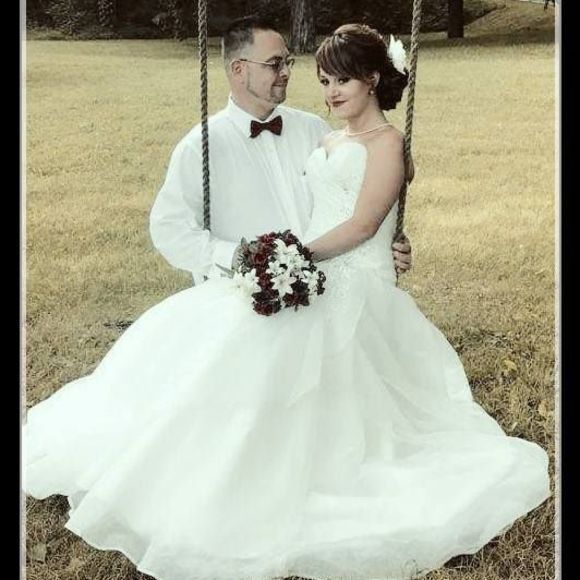 Meet your Posher, Jade - Picture 1 of 1