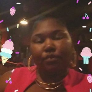 Meet your Posher, Rayna