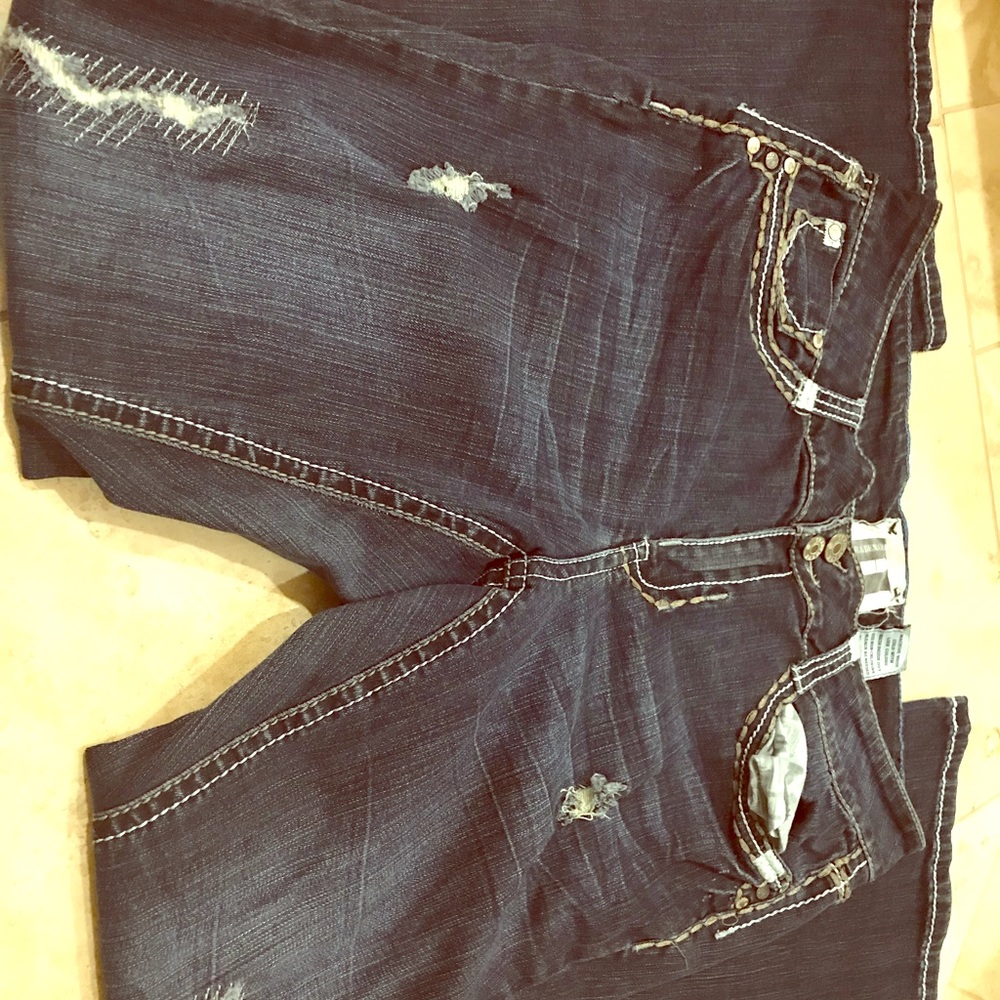 Maurice’s distressed jeans