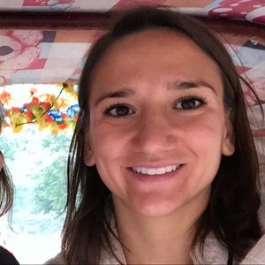 Meet your Posher, Veronica