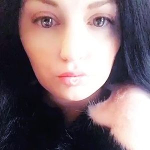 Meet your Posher, Allie