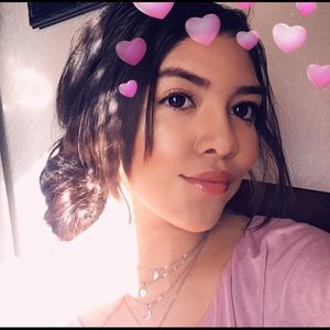 Meet your Posher, Karla