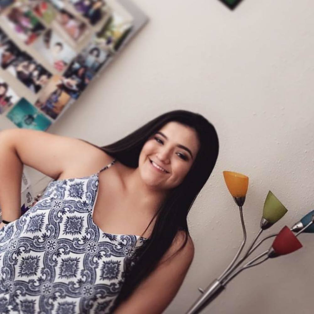 Meet your Posher, Raquel