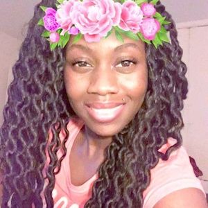 Meet your Posher, Charlene