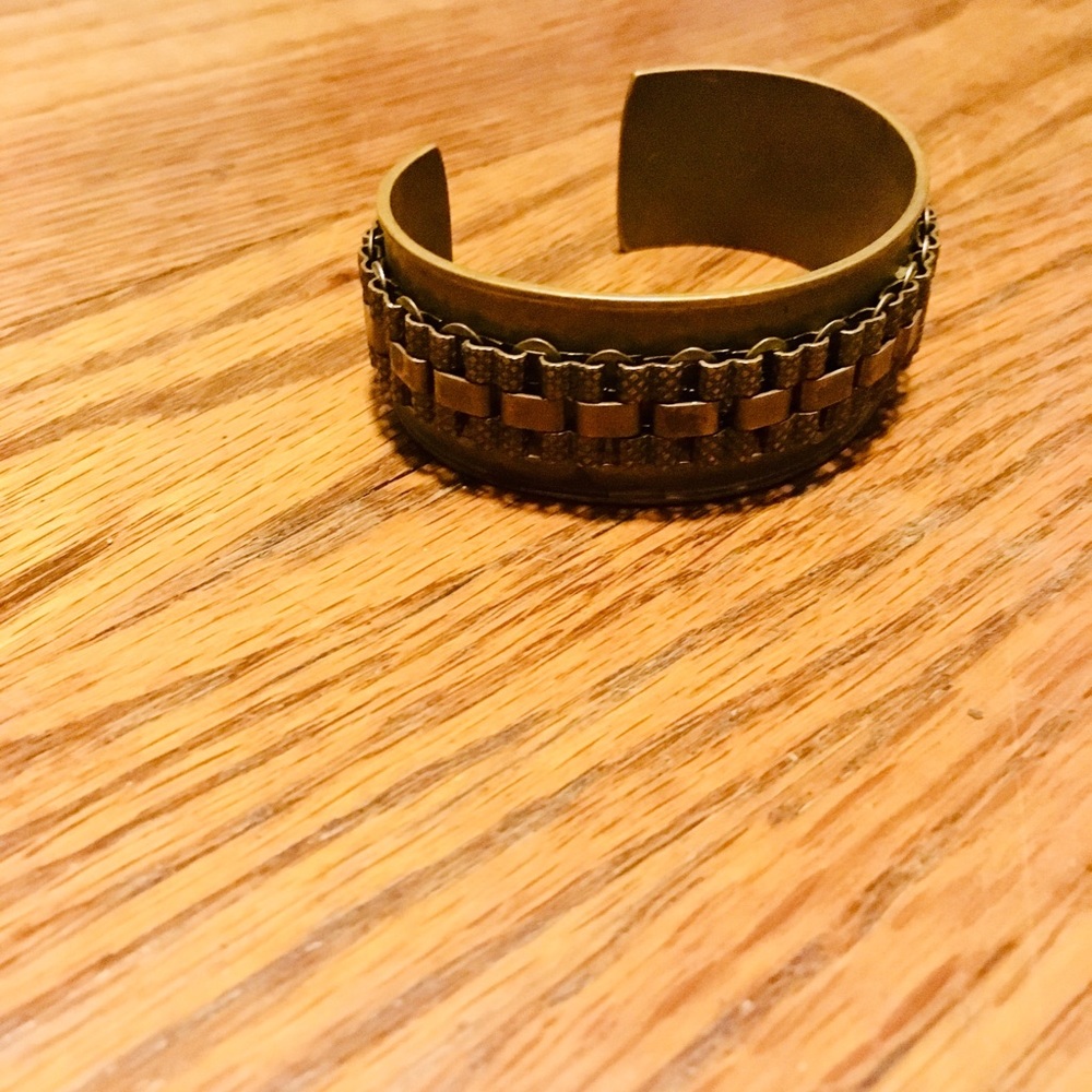 Lizzy Couture wide angle open back gold bangle