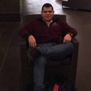 Meet your Posher, Jorge