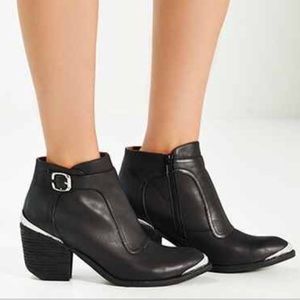 Jeffrey Campbell Maverik Boot