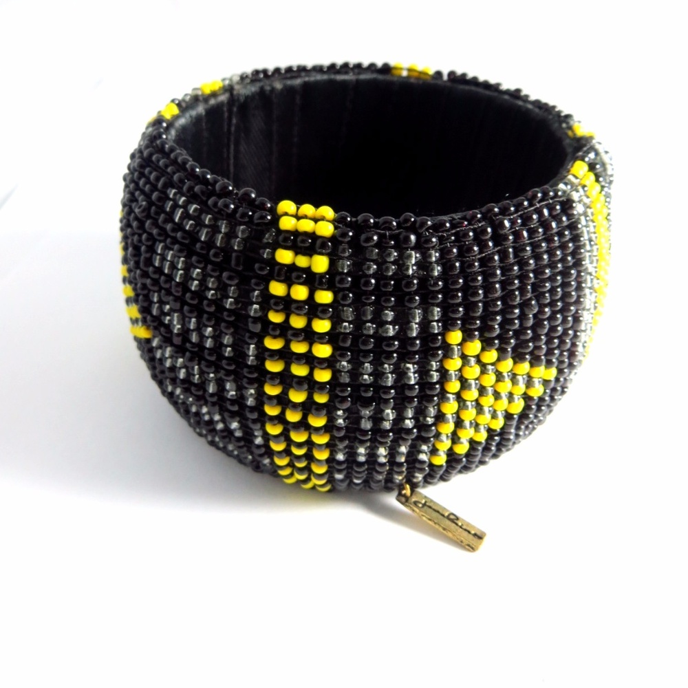 Jewelmint Bangle