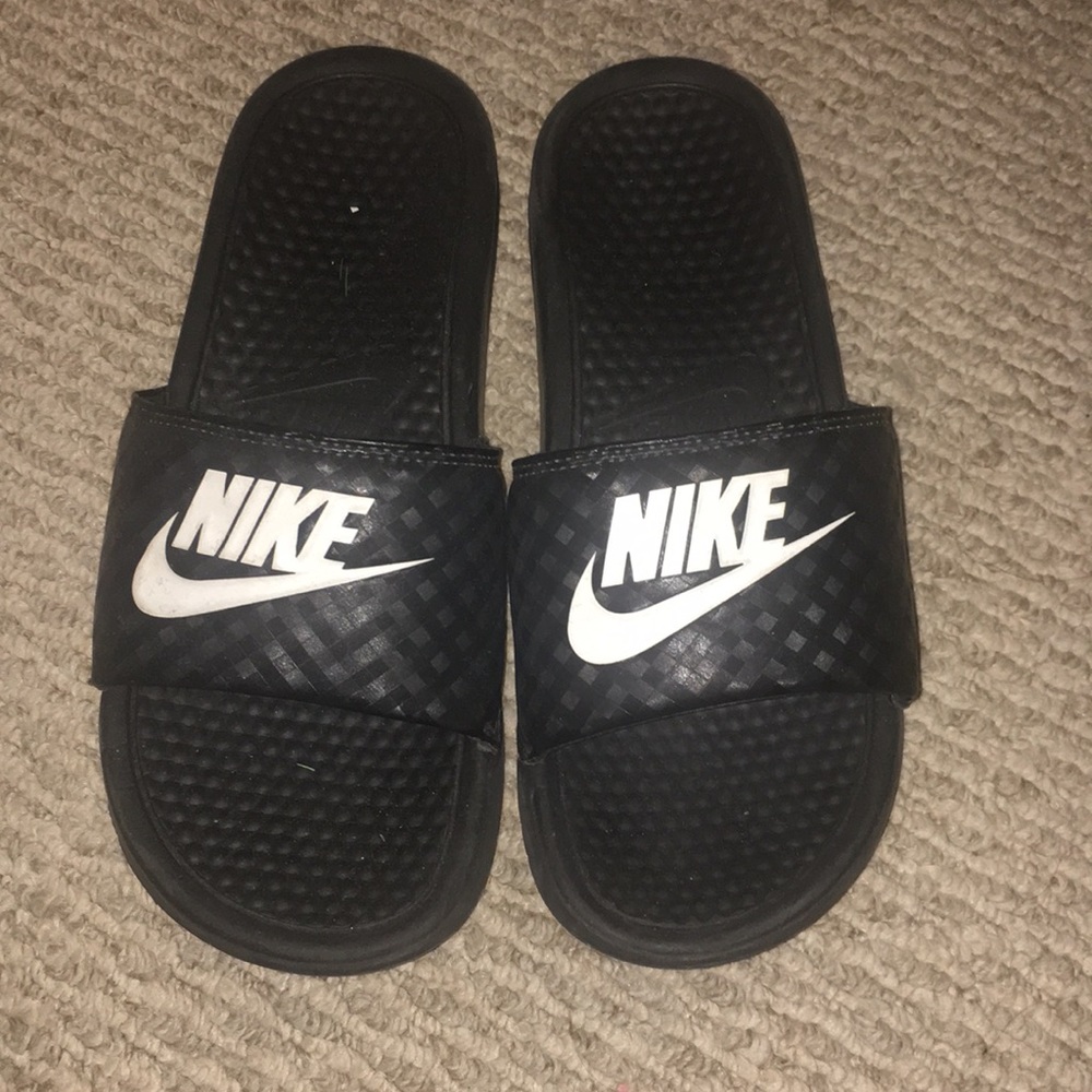 Nike slip ons
