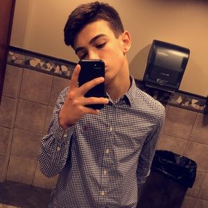 Meet your Posher, Diego