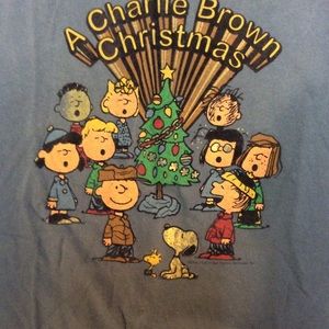 ❤️💚🎄🎁 A Charlie Brown Peanuts Christmas Shirt