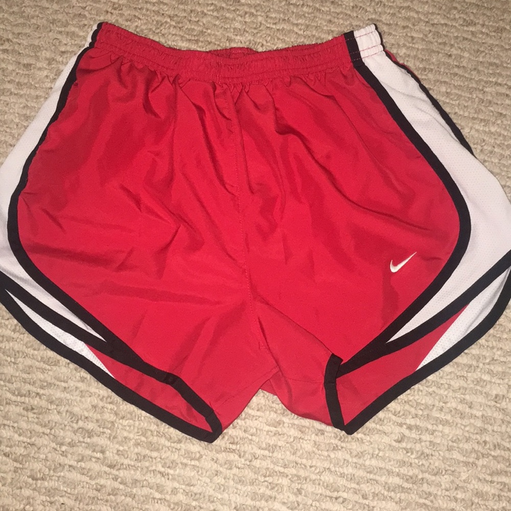 Nike athletic shorts woman’s
