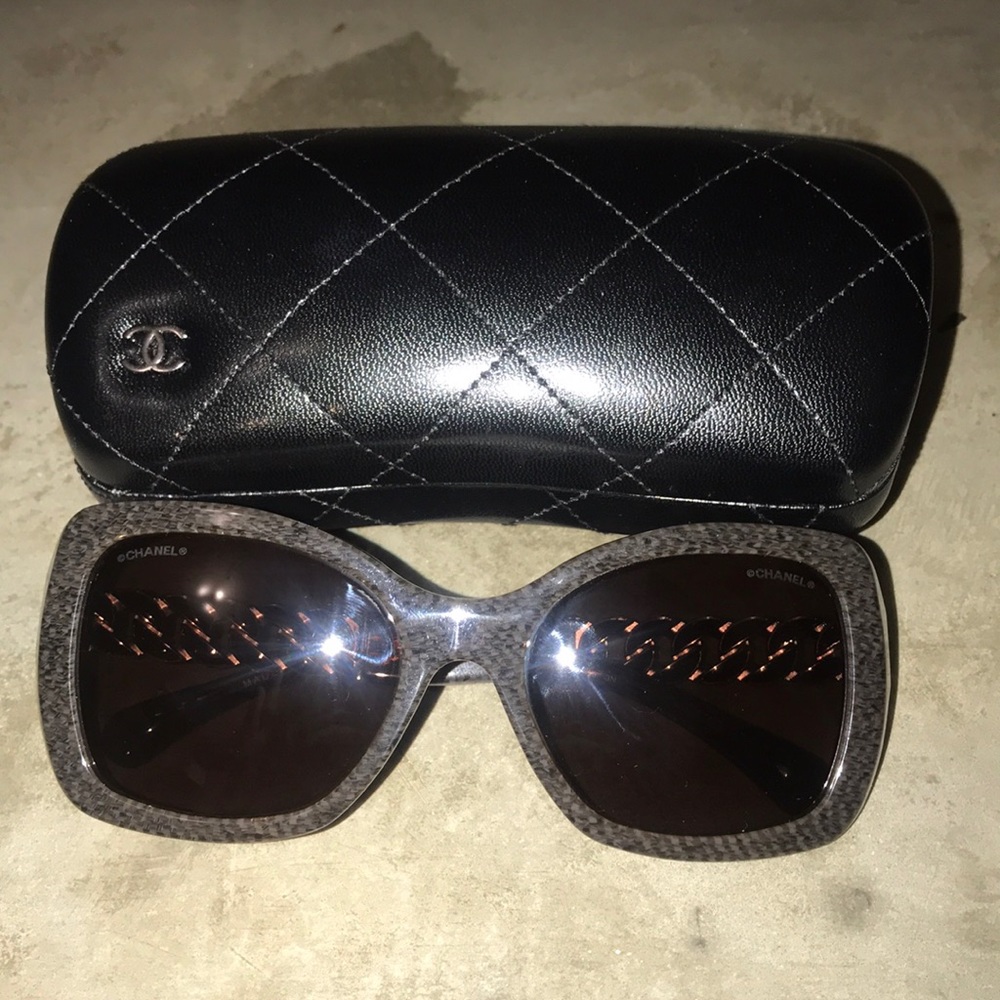 Chanel 5305 Sunglass - Brown Chain Temple