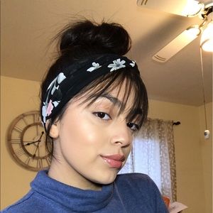 Meet your Posher, Anahi