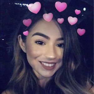 Meet your Posher, Herlinda