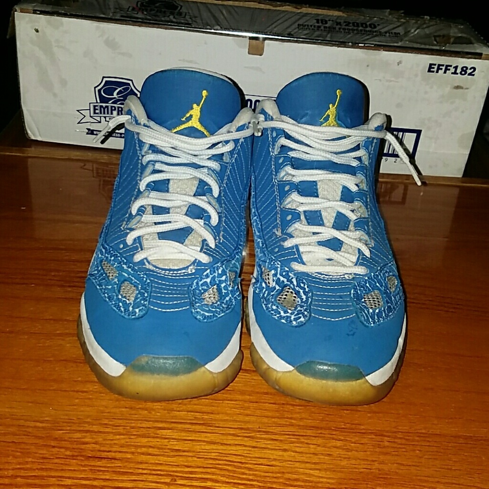 Air Jordan Retro 11 Low 1E "DTRT"