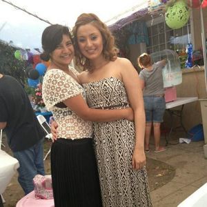 Meet your Posher, Yesenia