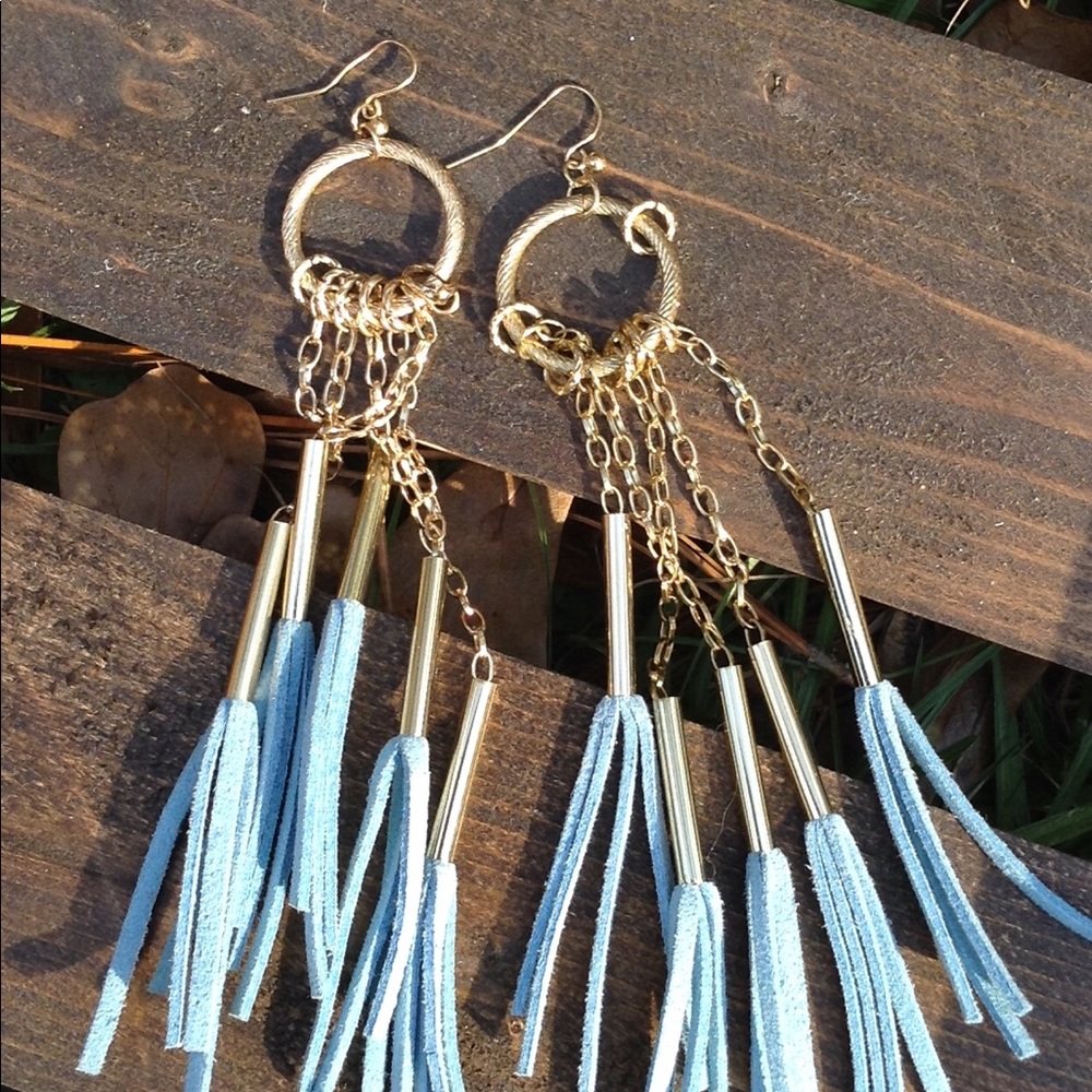 ✨HP✨Stunning! Gold & Blue Suede fringe earrings - Picture 5 of 6