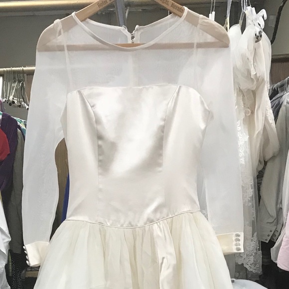 Vintage gown - Picture 2 of 3