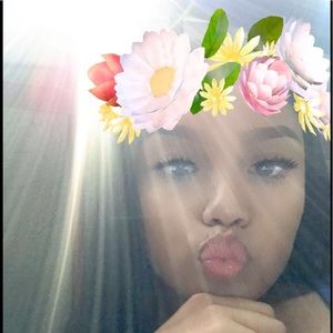 Meet your Posher, Farah