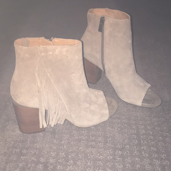 Fringe ankle booties - Picture 1 of 4