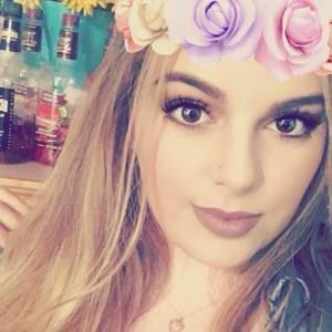 Meet your Posher, Kassandra