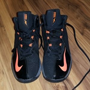 Gently Used Hi-Tops Nike Shoes Boys