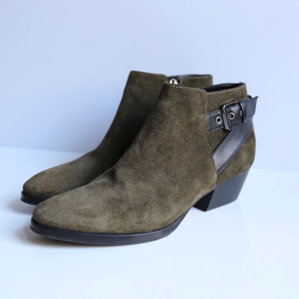 Aquatalia suede booties