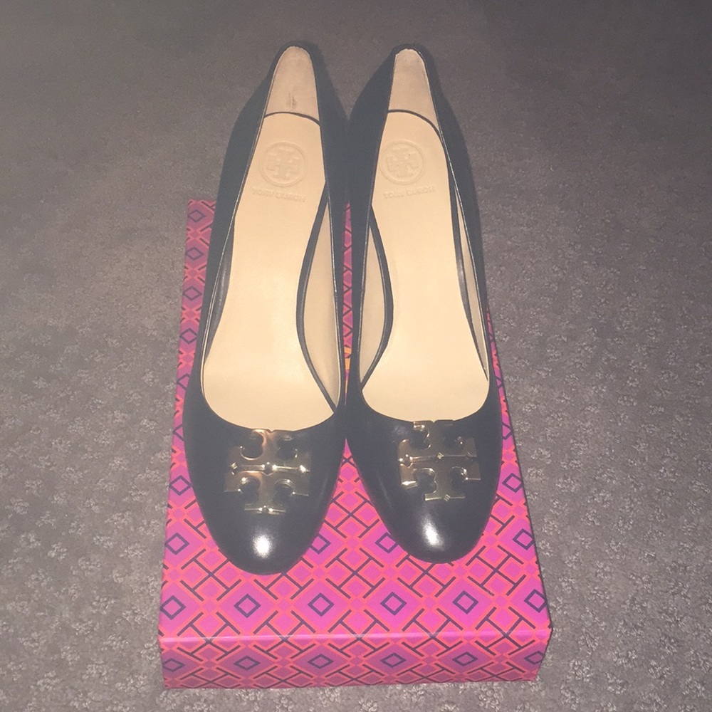 Black Tory Burch wedges