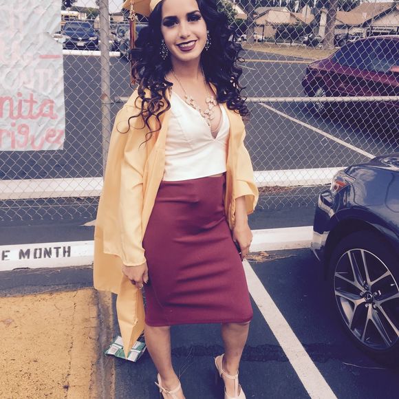 Meet your Posher, Dennysse - Picture 1 of 1