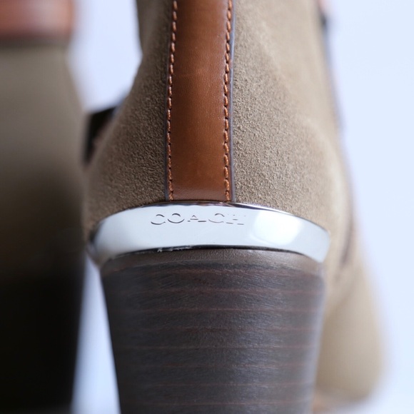 Coach ankle booties. Suede - Picture 5 of 7