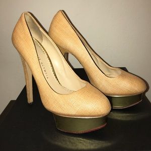 CHARLOTTE OLYMPIA Tan and gold stack heel