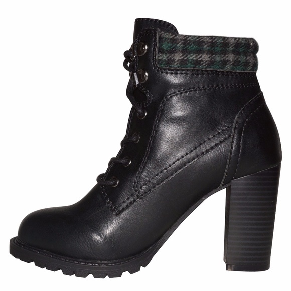 Dolce Women's Outfitter Lace-Up Boot - Picture 2 of 4