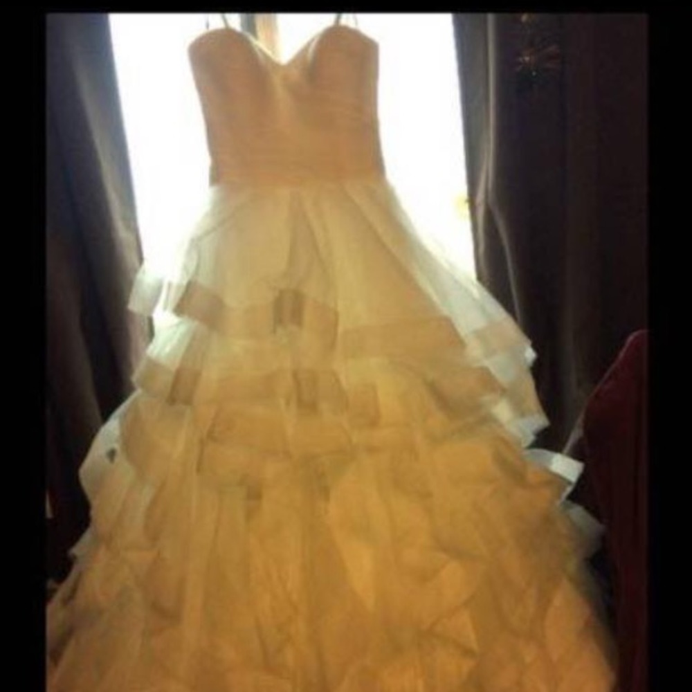Justin Alexander wedding gown
