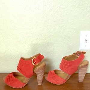 Size 9, Seychelles orange suede gypsy heels.