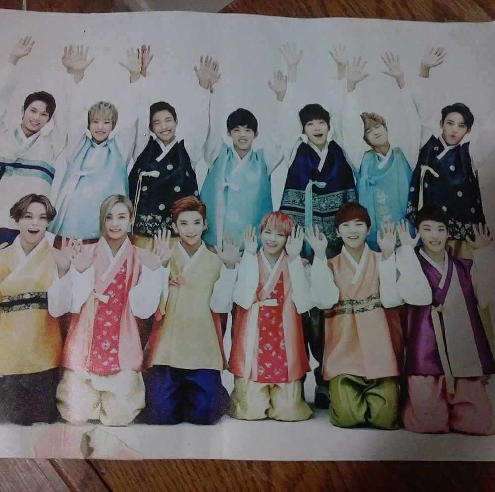 Kpop Seventeen Poster and Picture Cards