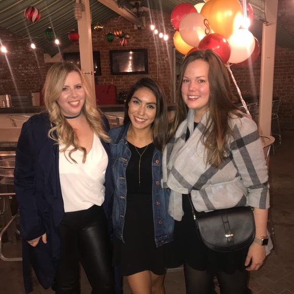 UPCOMING Phoenix Posh n Sip • Friday 12/2/22 @ 5pm - Picture 7 of 8